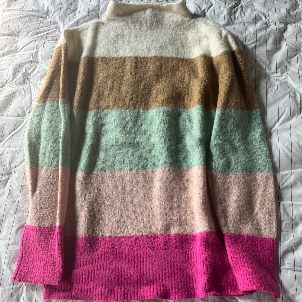 Lou & Grey Colorblock Mock Neck Sweater